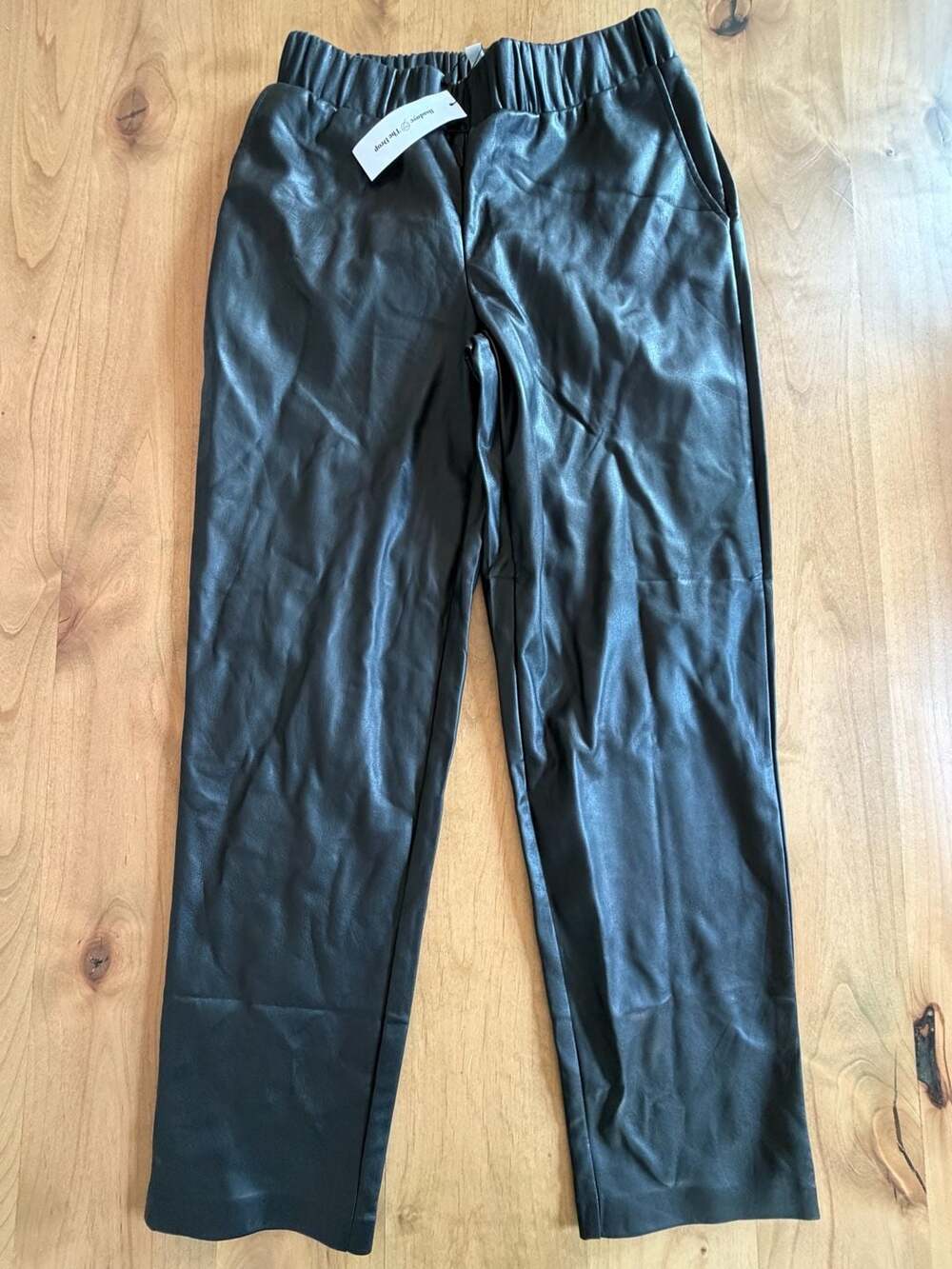 lisadnyc The Drop Women's Black Faux Leather PU Jogger Pants Size M